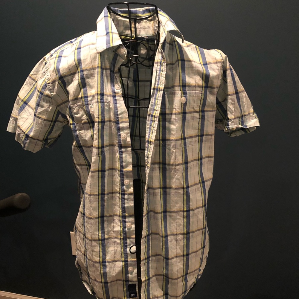 Boys Gap short sleeve plaid shirt